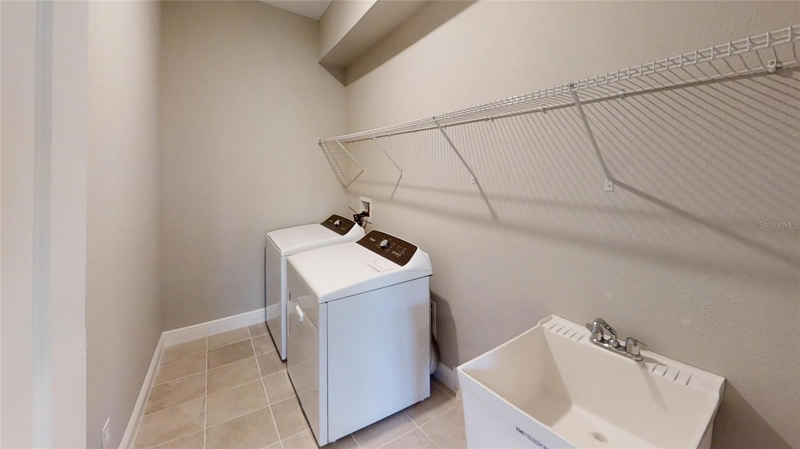 LEGENDS PRESERVE PHASE 1 - Residential Lease