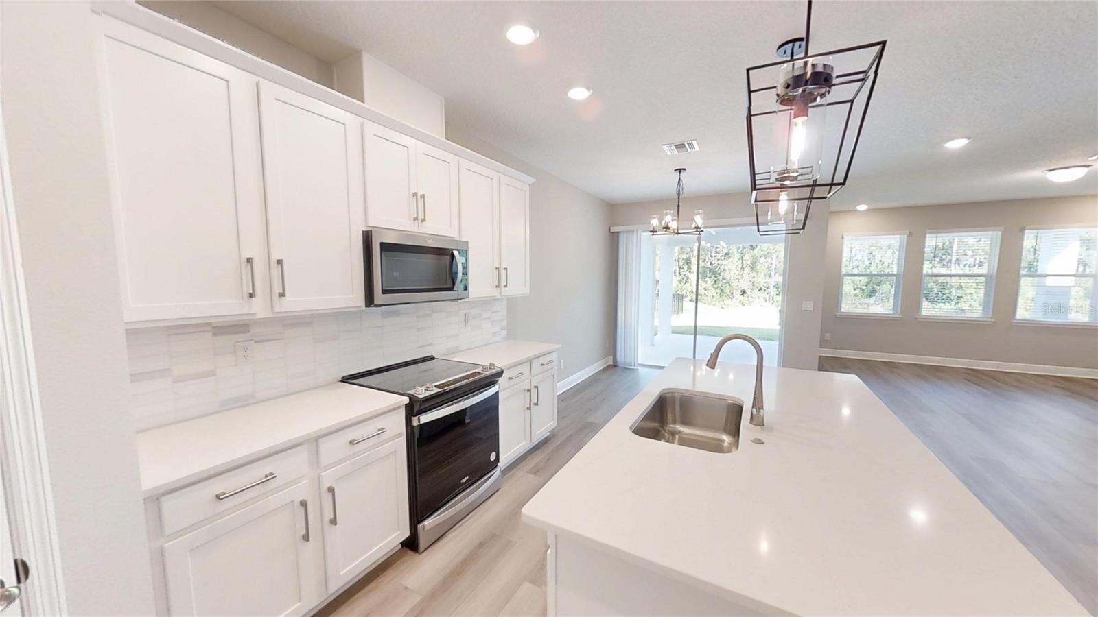 LEGENDS PRESERVE PHASE 1 - Residential Lease
