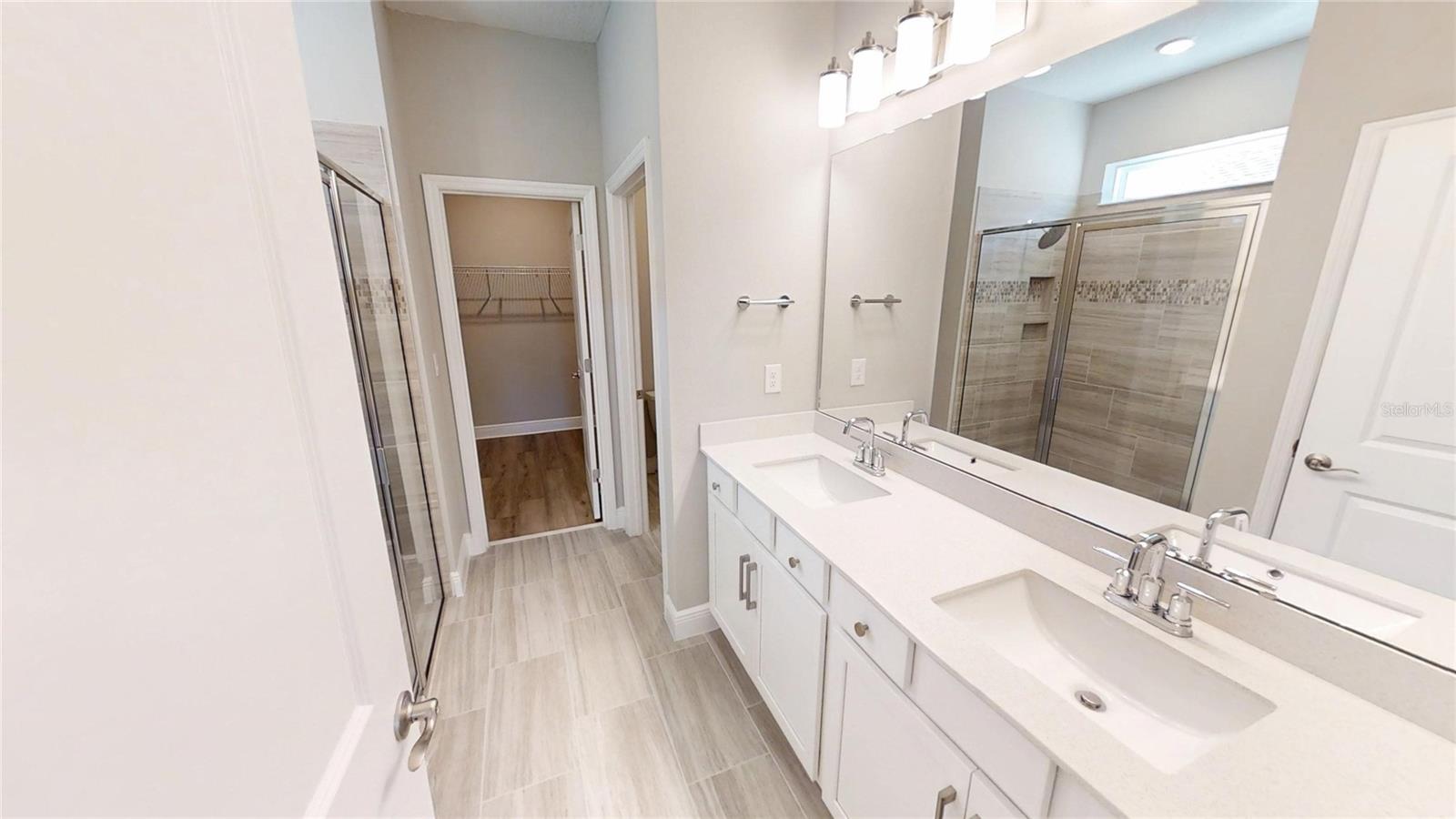 LEGENDS PRESERVE PHASE 1 - Residential Lease