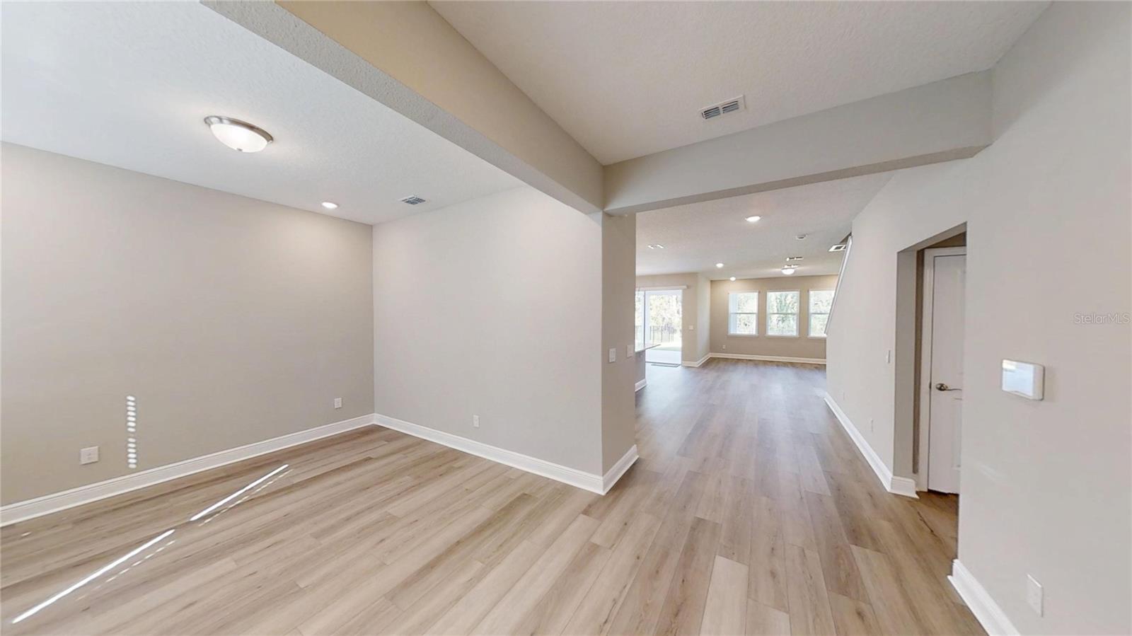 LEGENDS PRESERVE PHASE 1 - Residential Lease