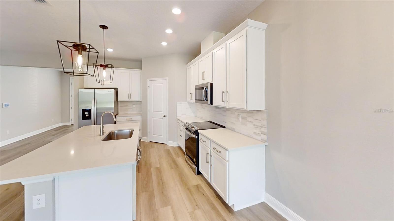 LEGENDS PRESERVE PHASE 1 - Residential Lease