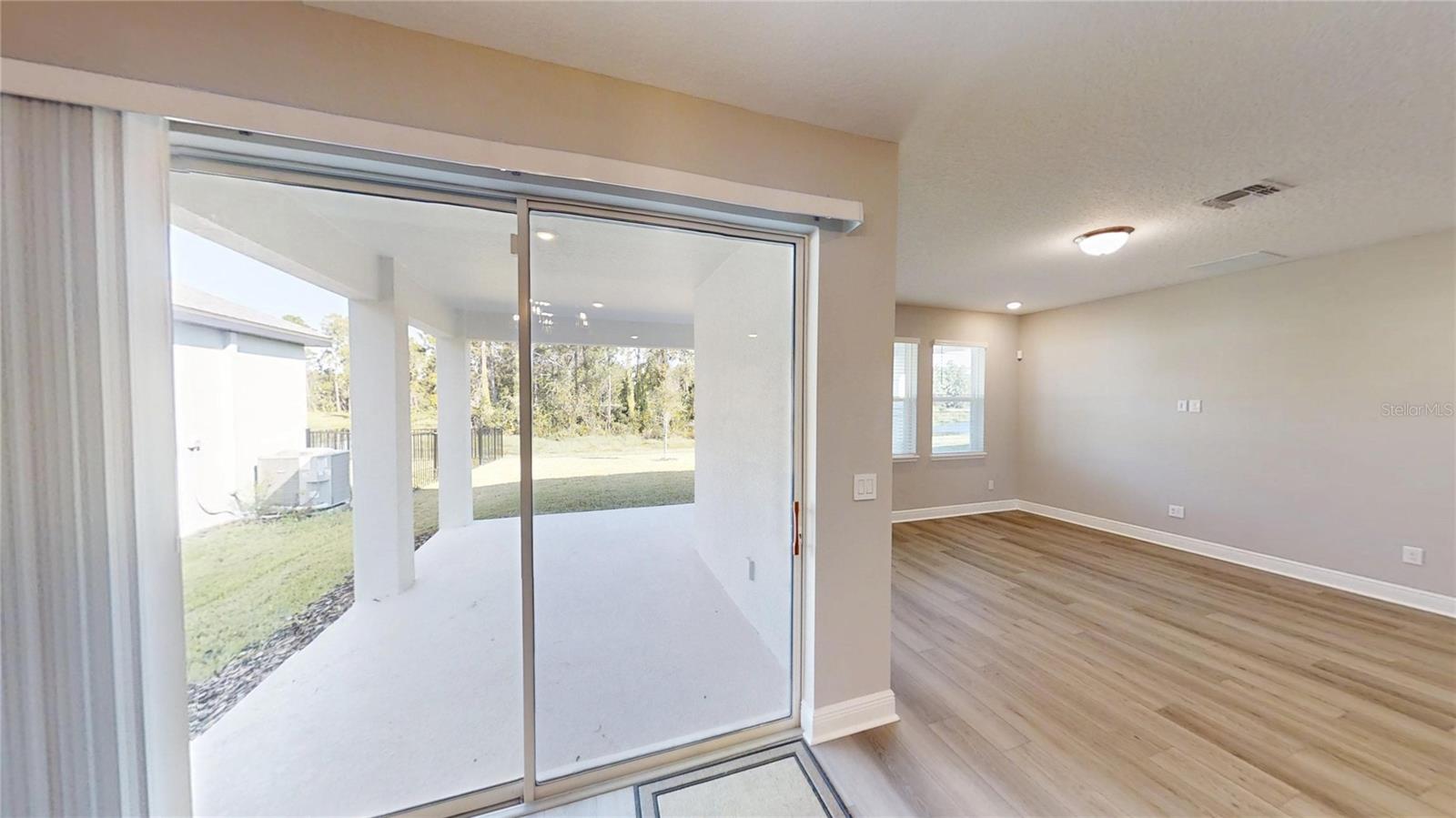LEGENDS PRESERVE PHASE 1 - Residential Lease