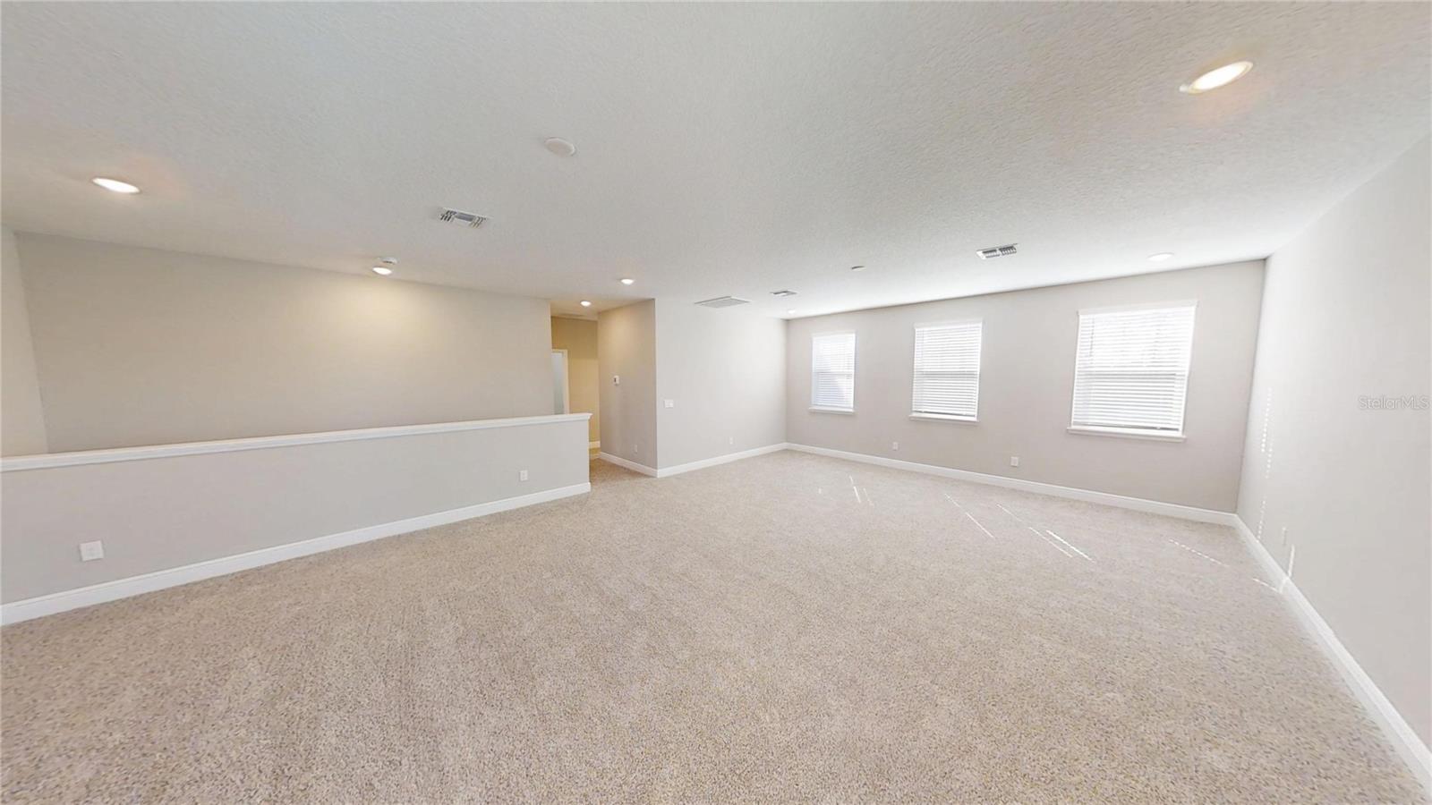 LEGENDS PRESERVE PHASE 1 - Residential Lease