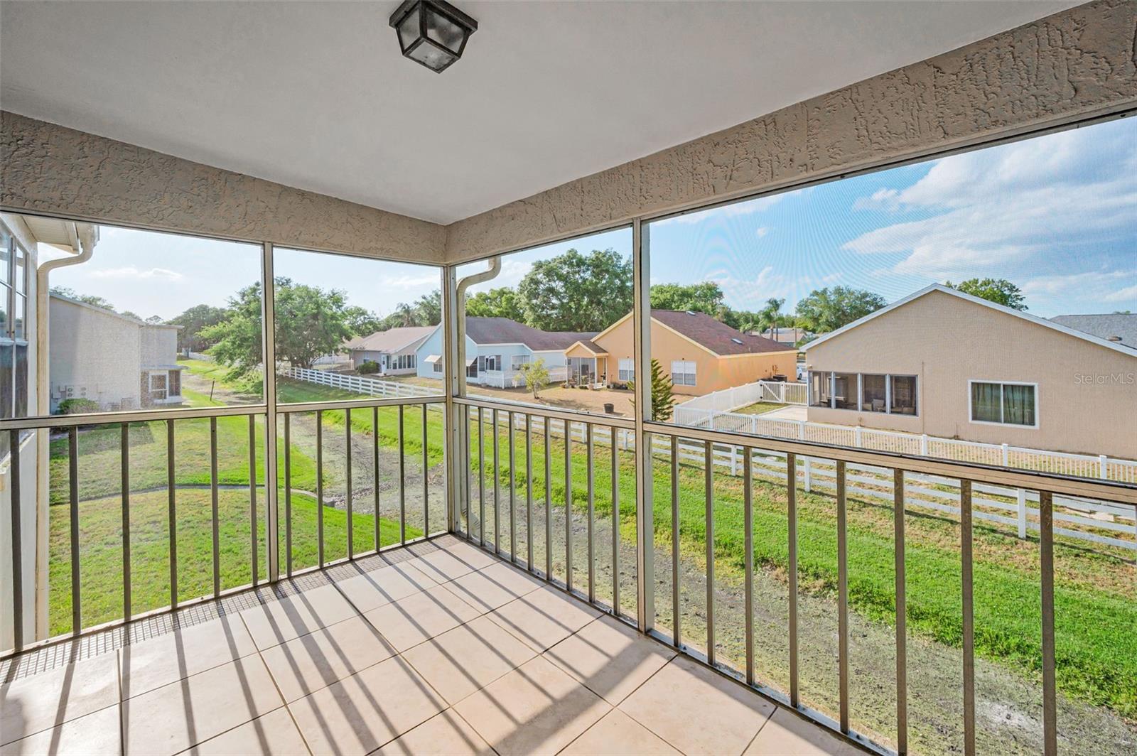 MILLPOND TRACE CONDO - Residential