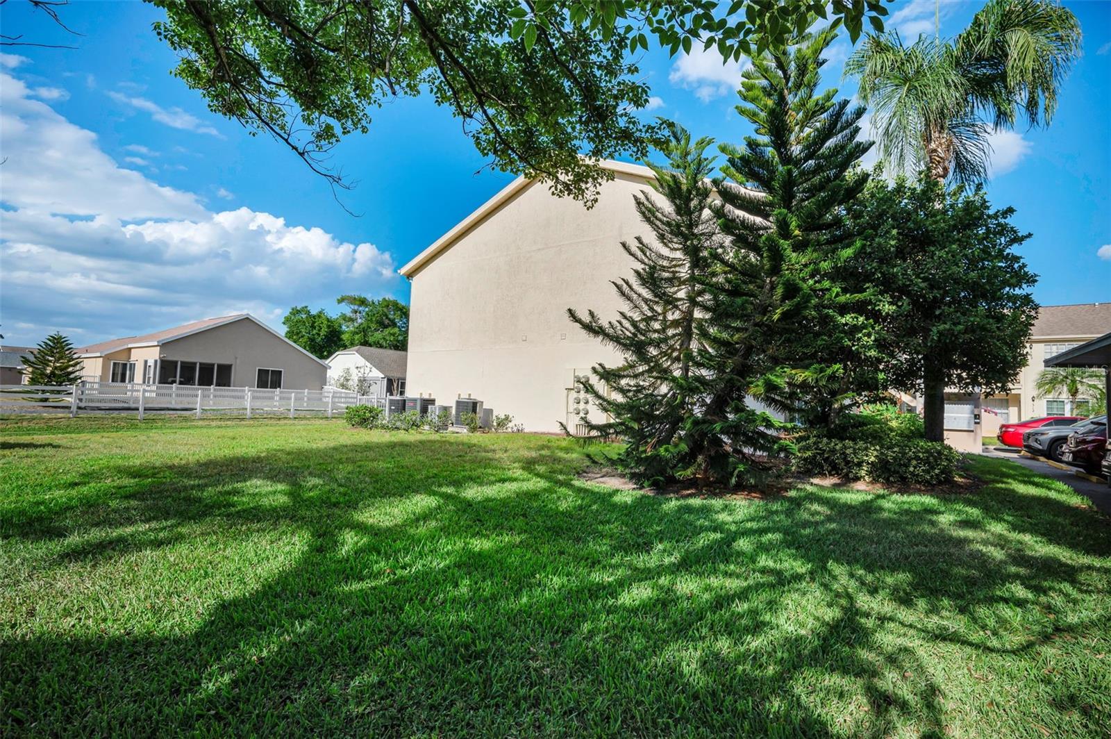 MILLPOND TRACE CONDO - Residential