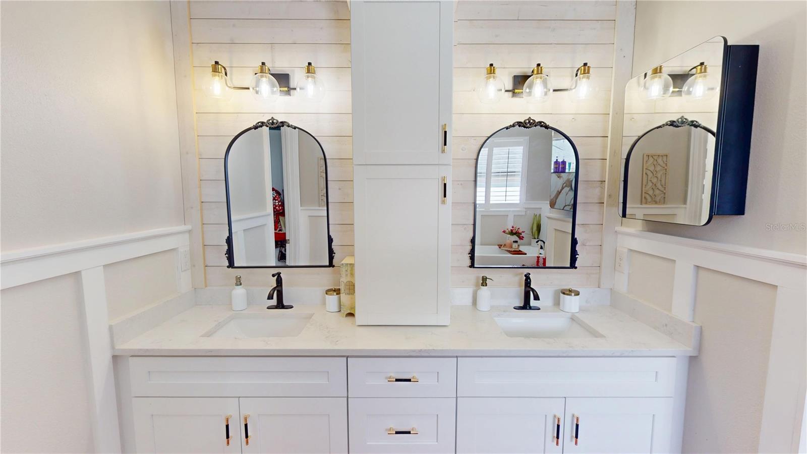 SOUTHERN HILLS - Residential