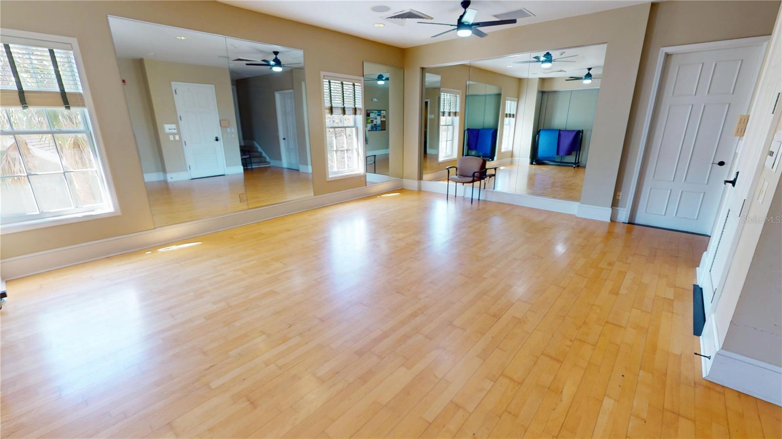 SOUTHERN HILLS - Residential