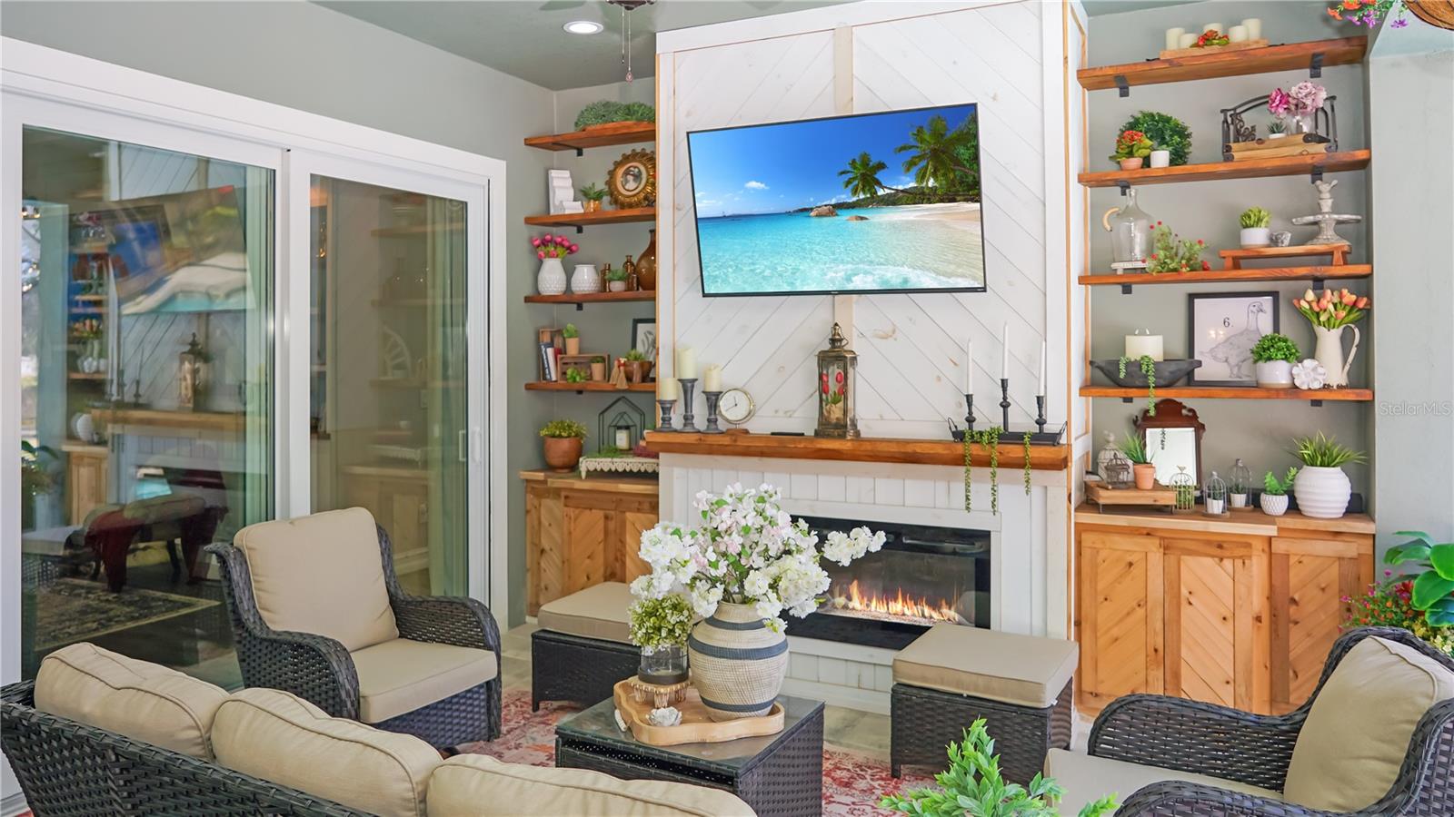 SOUTHERN HILLS - Residential