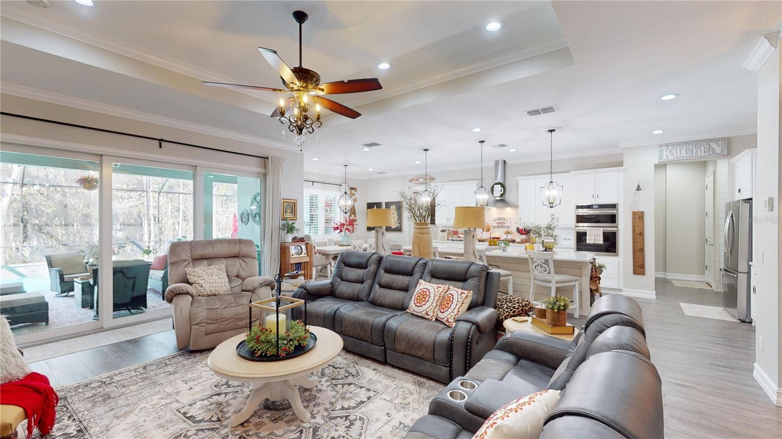 SOUTHERN HILLS - Residential