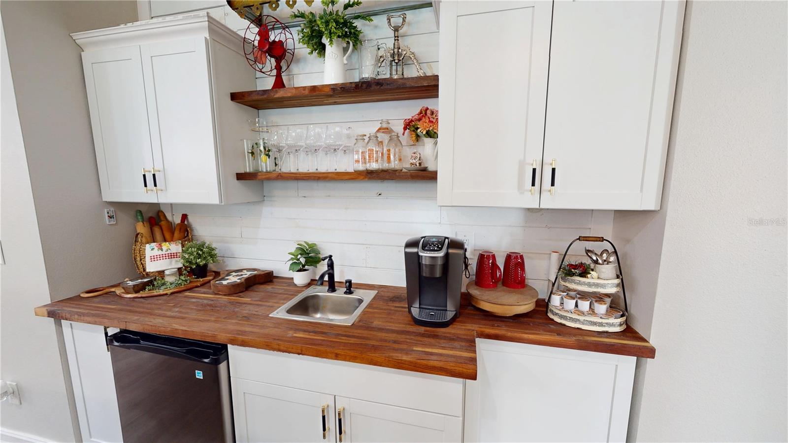 SOUTHERN HILLS - Residential