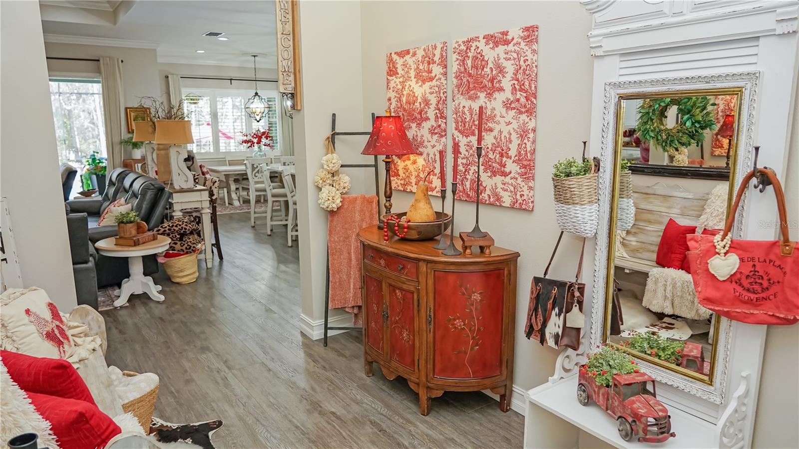 SOUTHERN HILLS - Residential