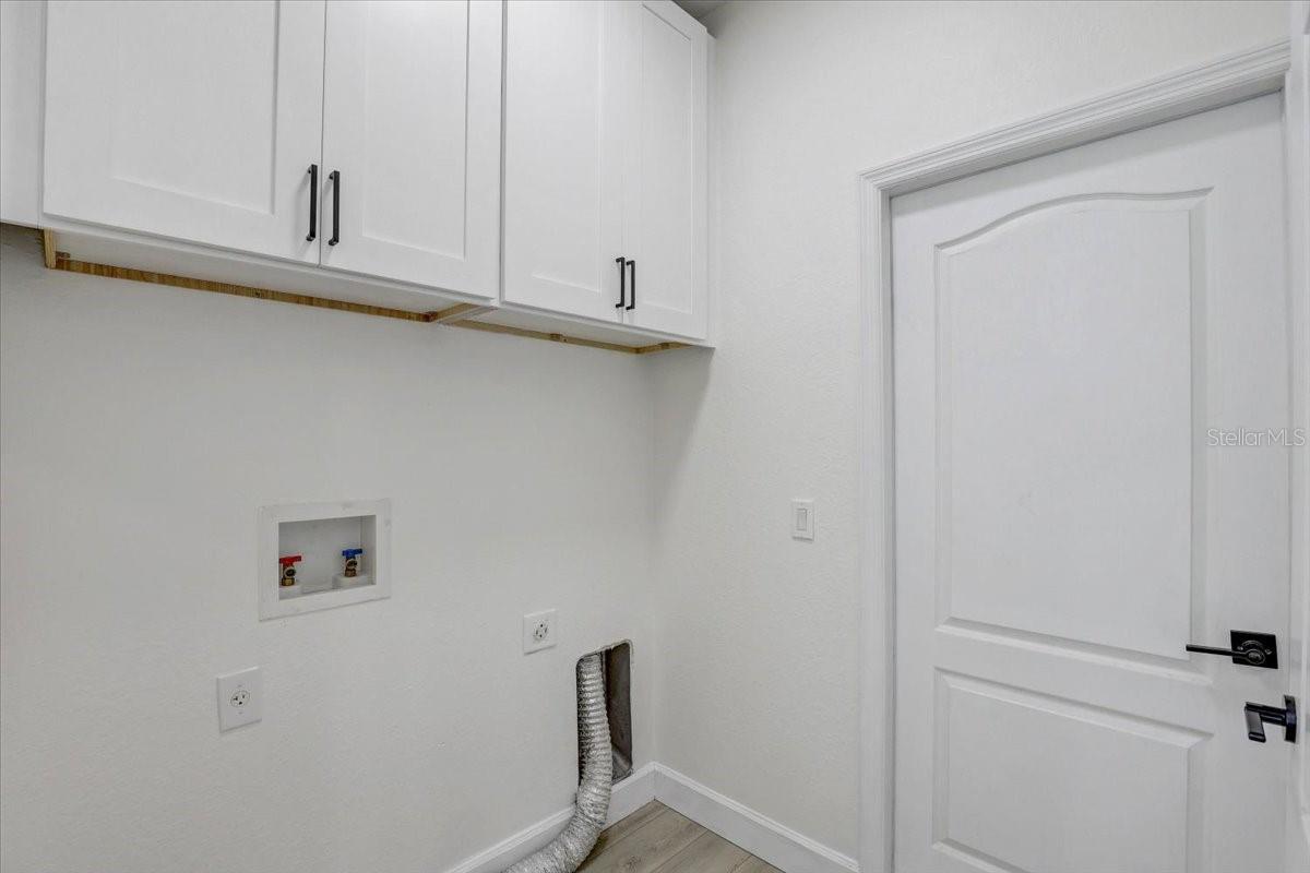 CREEKSIDE PRESERVE - Residential