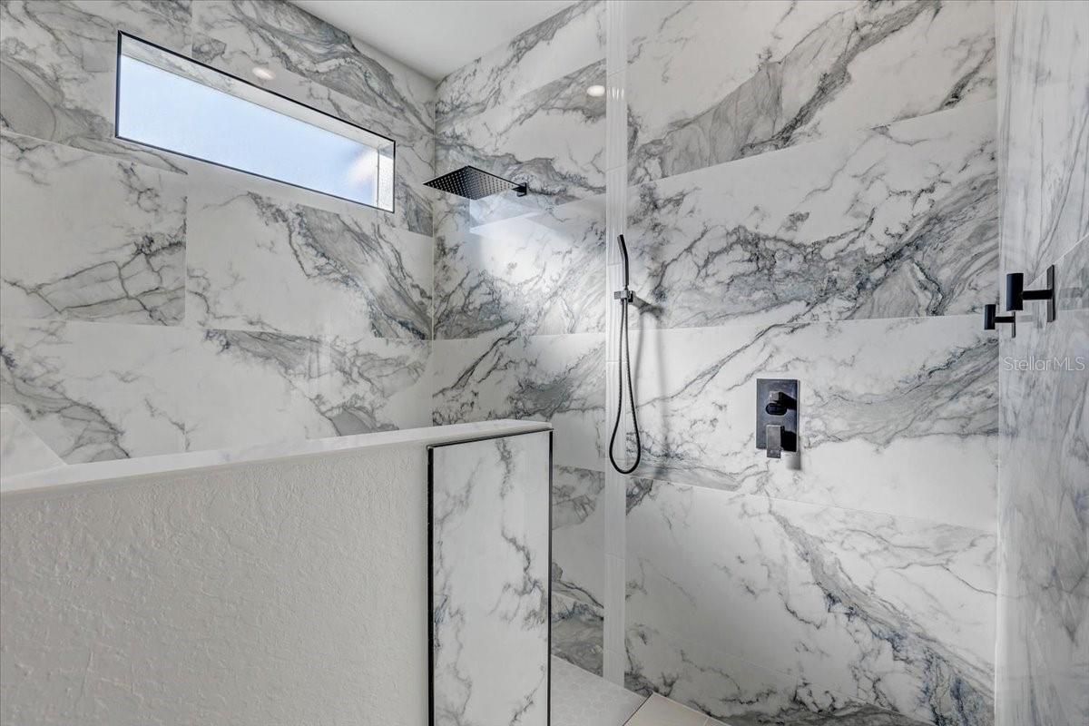 CREEKSIDE PRESERVE - Residential