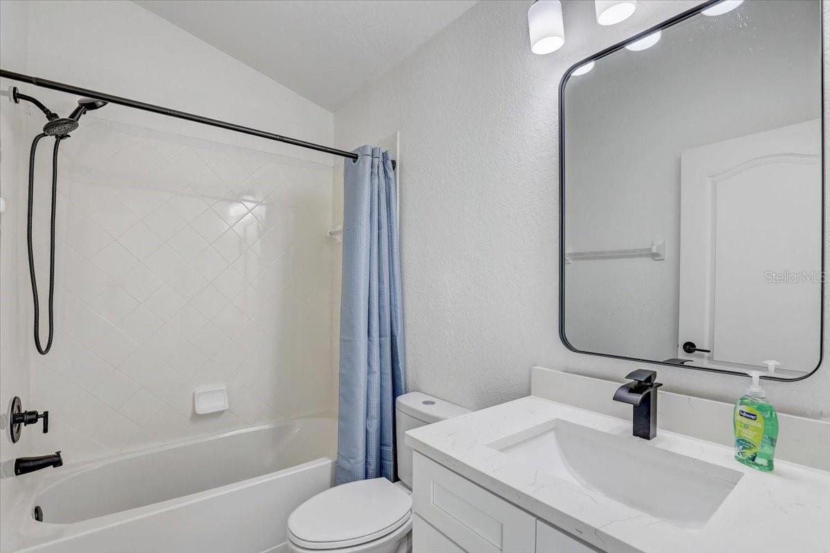 CREEKSIDE PRESERVE - Residential