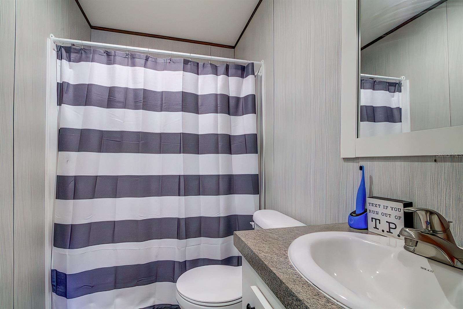 CASONS INGLIS ACRES - Residential