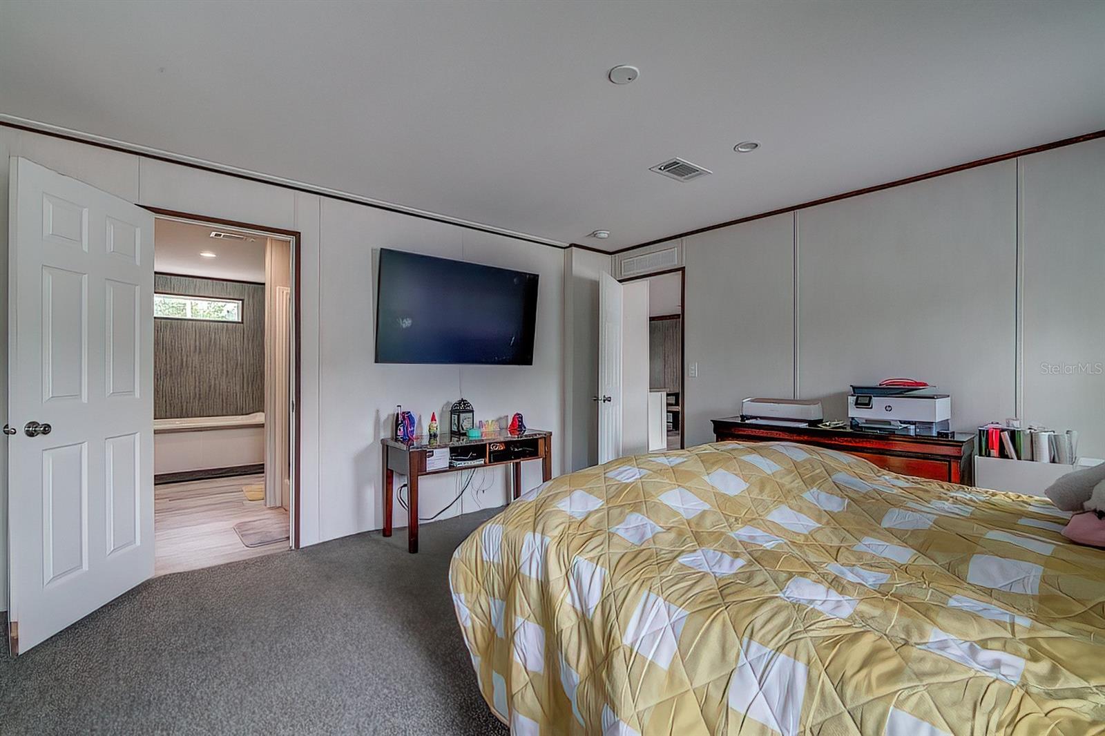 CASONS INGLIS ACRES - Residential