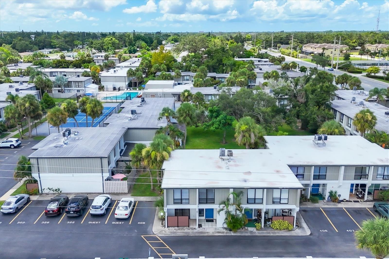 BENEVA RIDGE - Residential