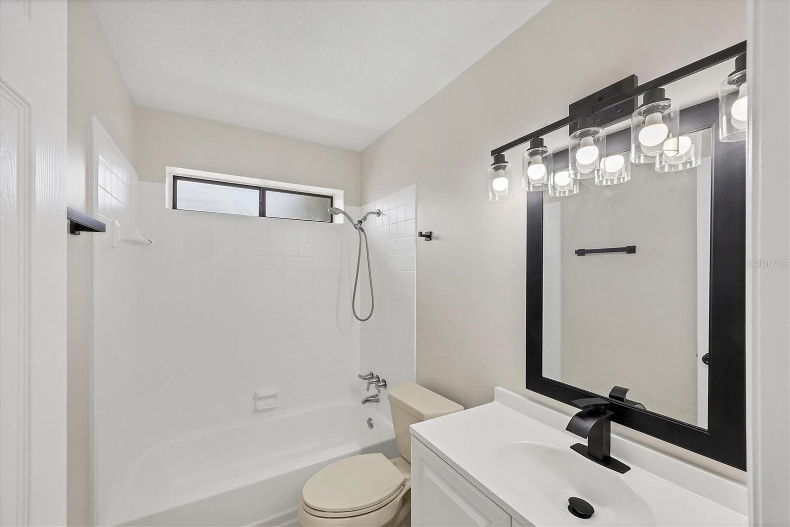 BENEVA RIDGE - Residential