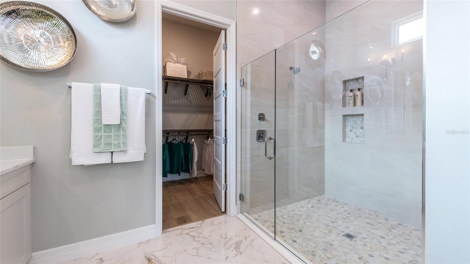 RESERVE AT VICTORIA - Residential