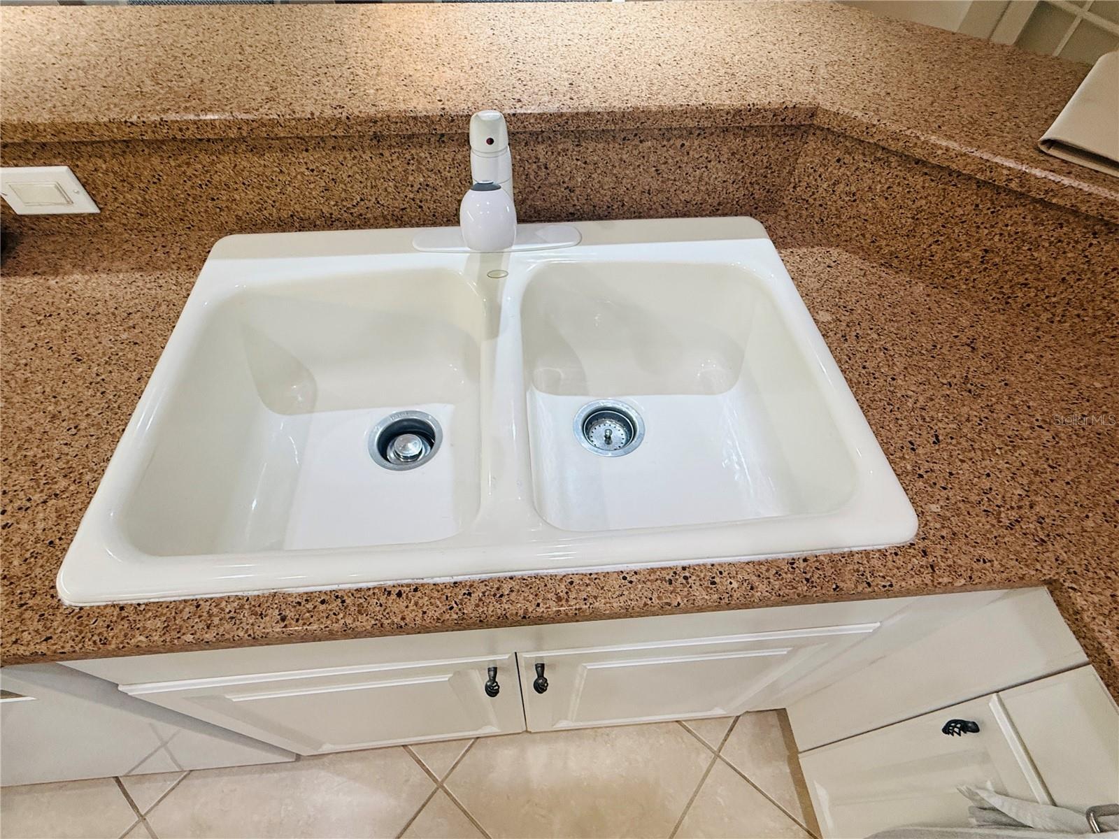 HARBORAGE ON BRADEN RIVER III PH III - Residential