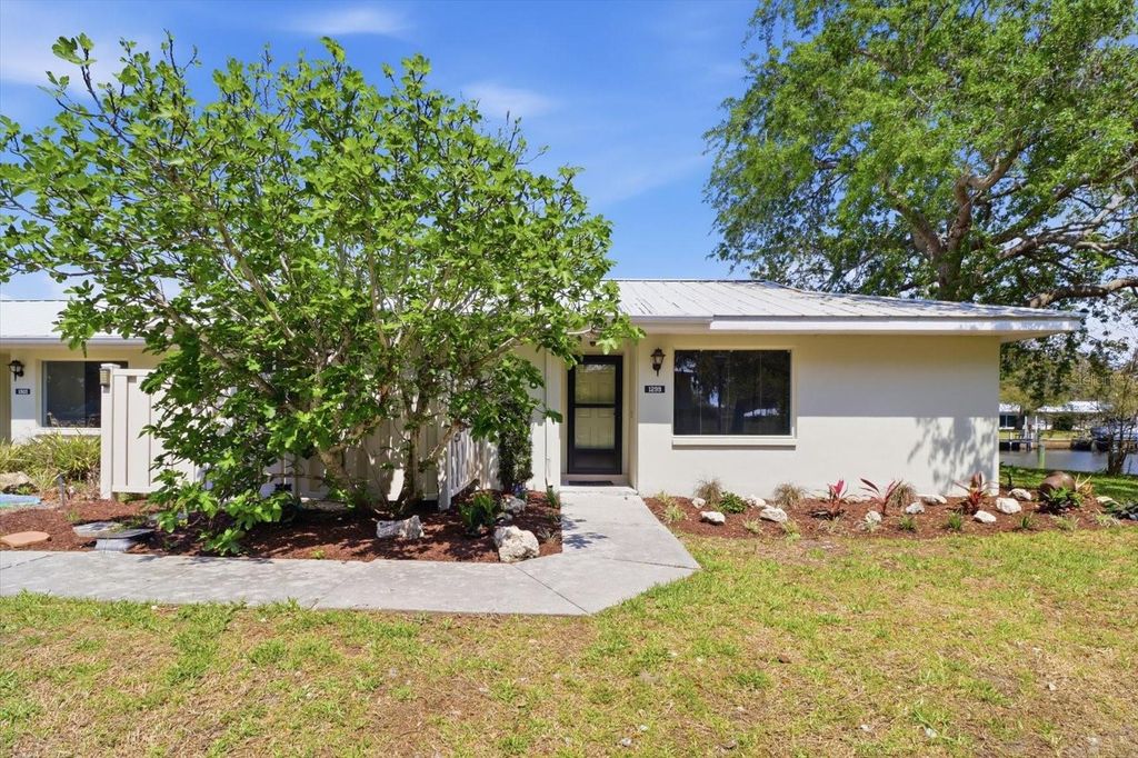 Photo of 1299 N Seagull Point #163, Crystal River, FL 34429 (MLS # TB8493451)