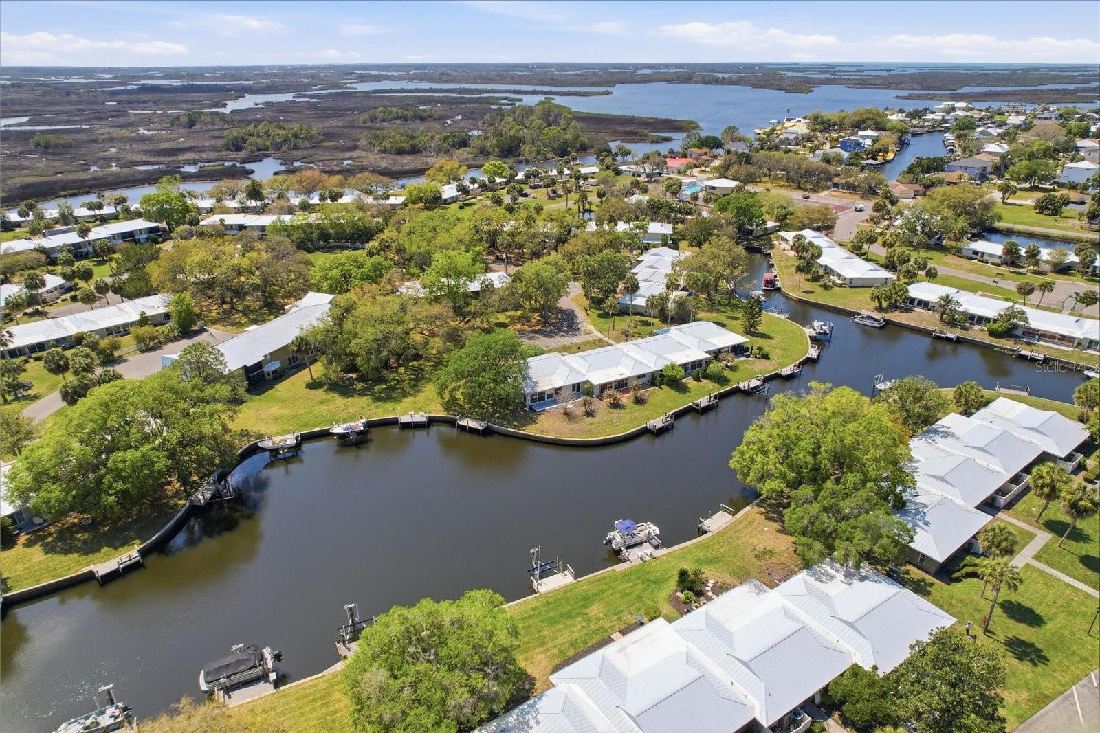 THE BAY VILLAS - Residential