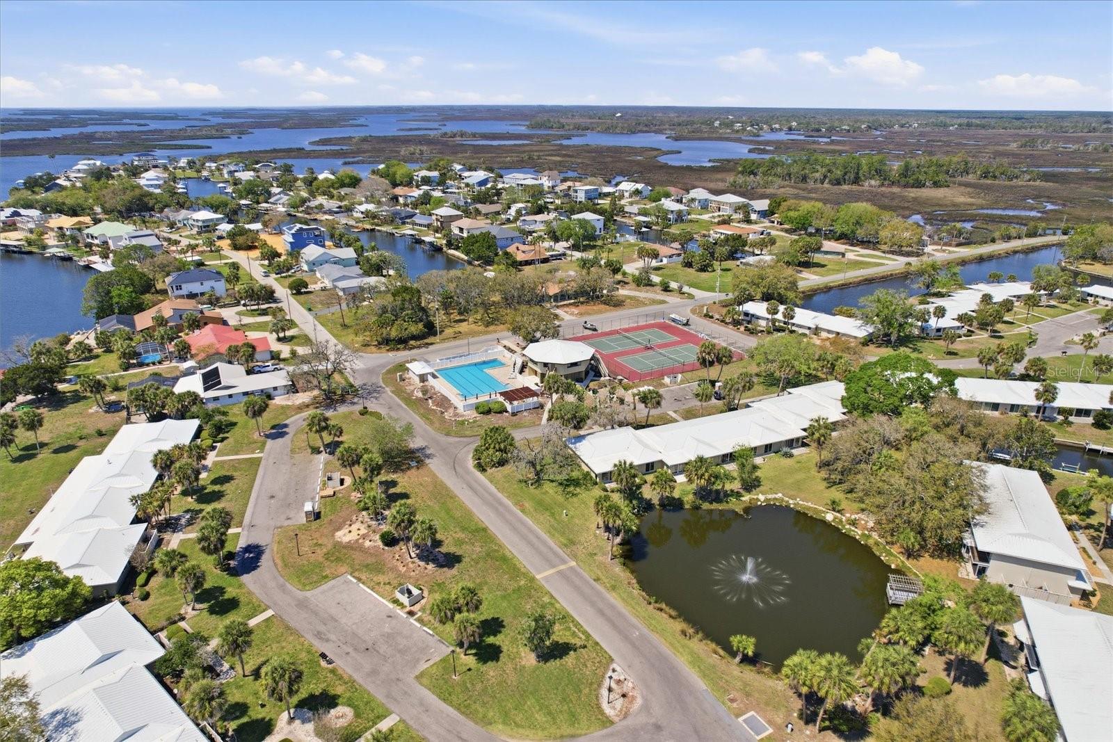 THE BAY VILLAS - Residential