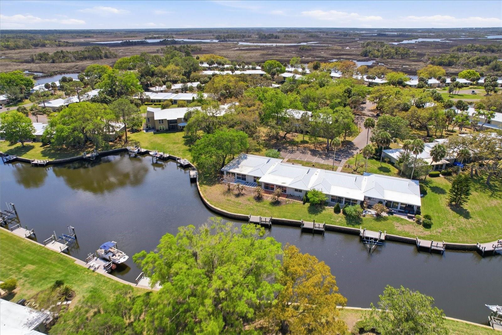 THE BAY VILLAS - Residential