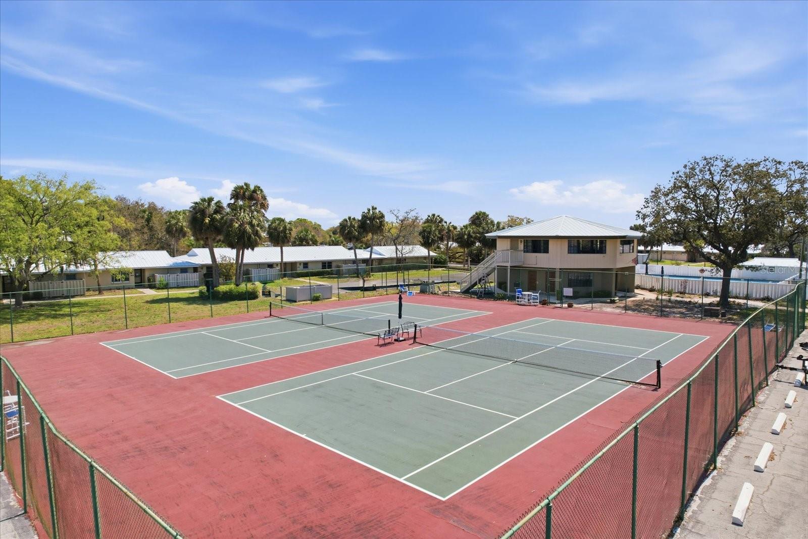 THE BAY VILLAS - Residential