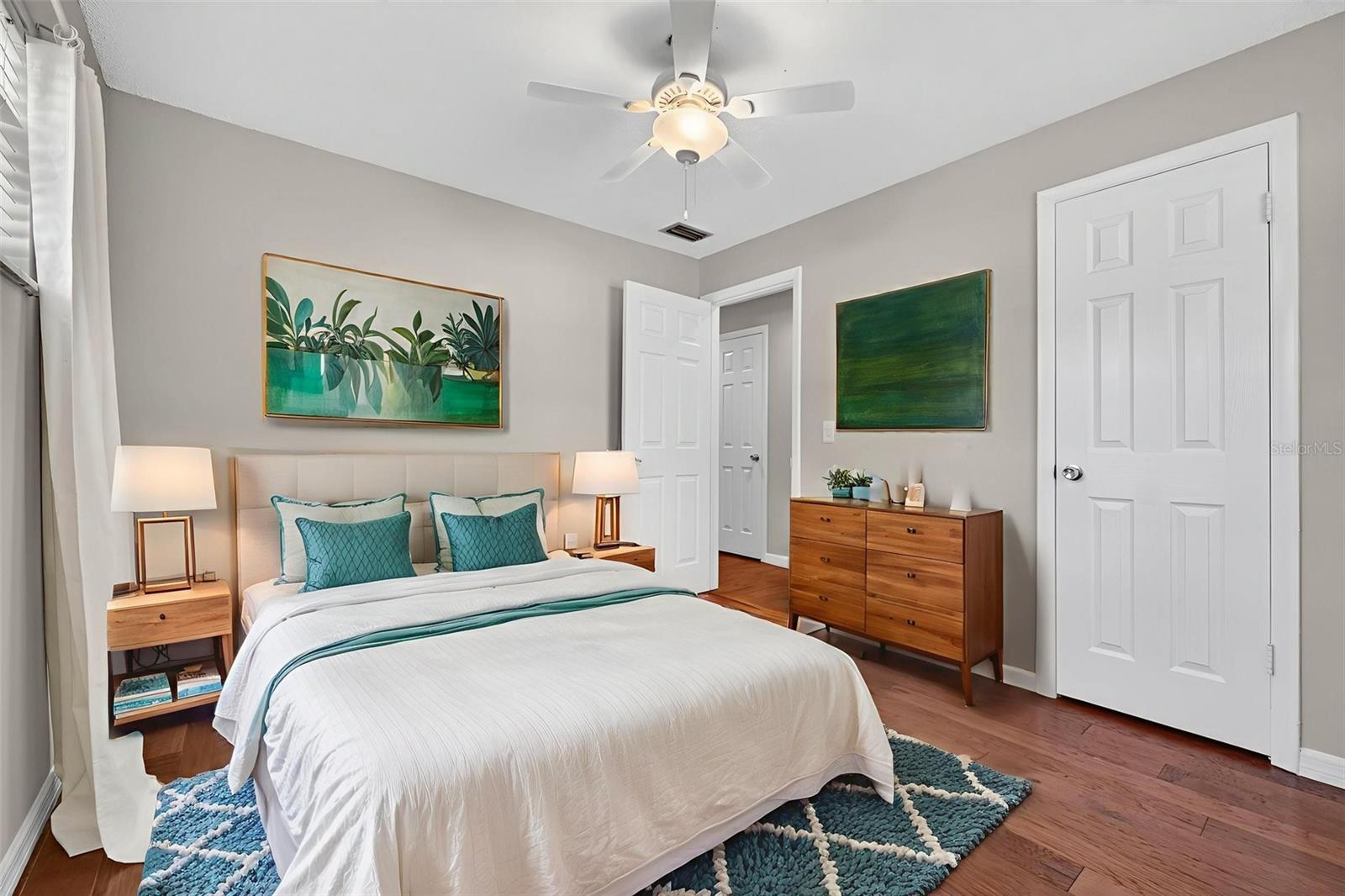 CARRIAGE HILL UNIT 4 - Residential