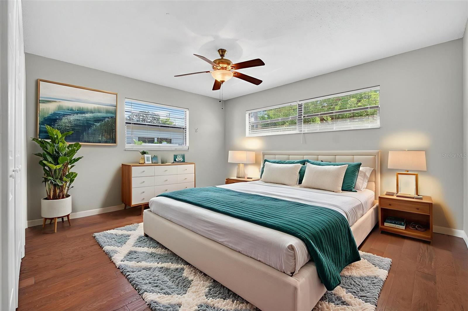 CARRIAGE HILL UNIT 4 - Residential