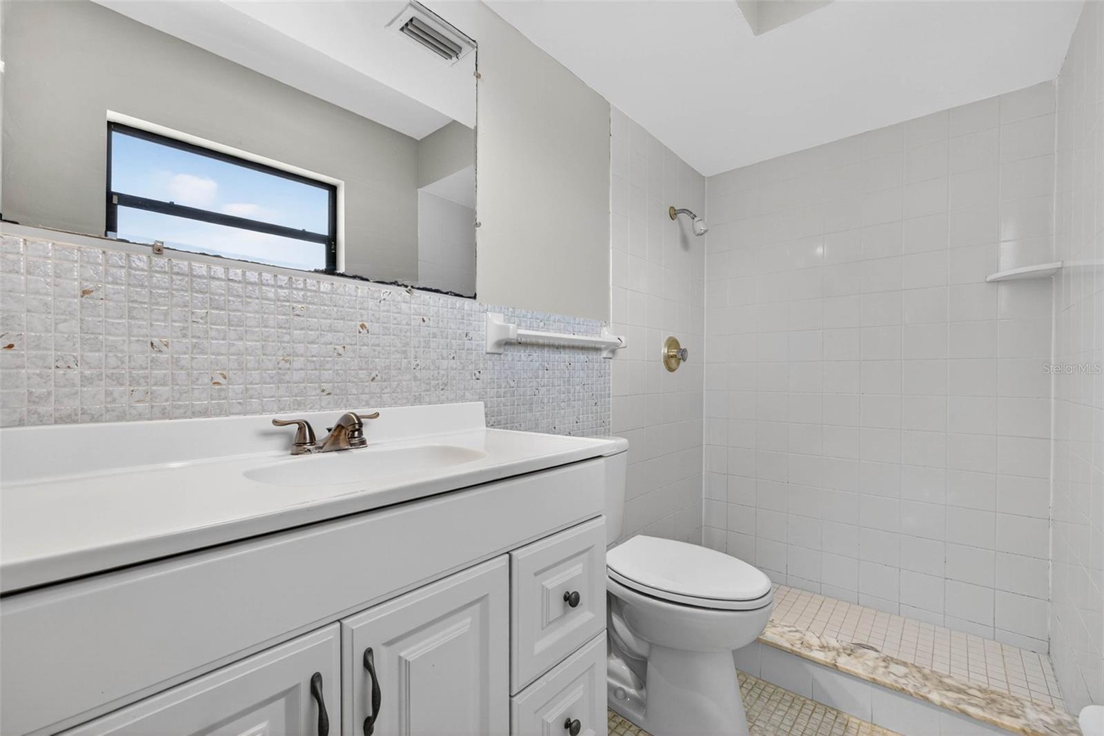 CARRIAGE HILL UNIT 4 - Residential