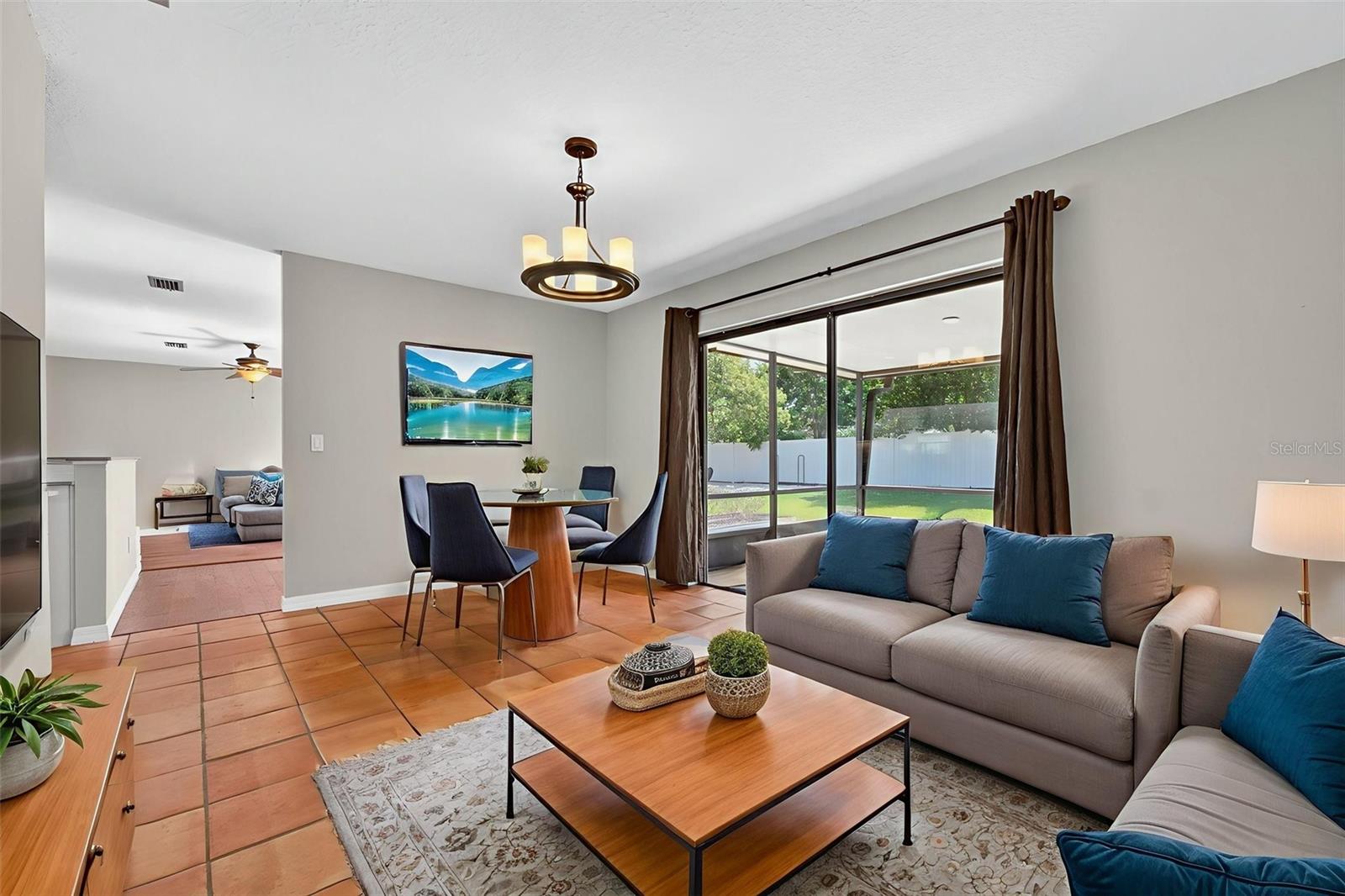 CARRIAGE HILL UNIT 4 - Residential