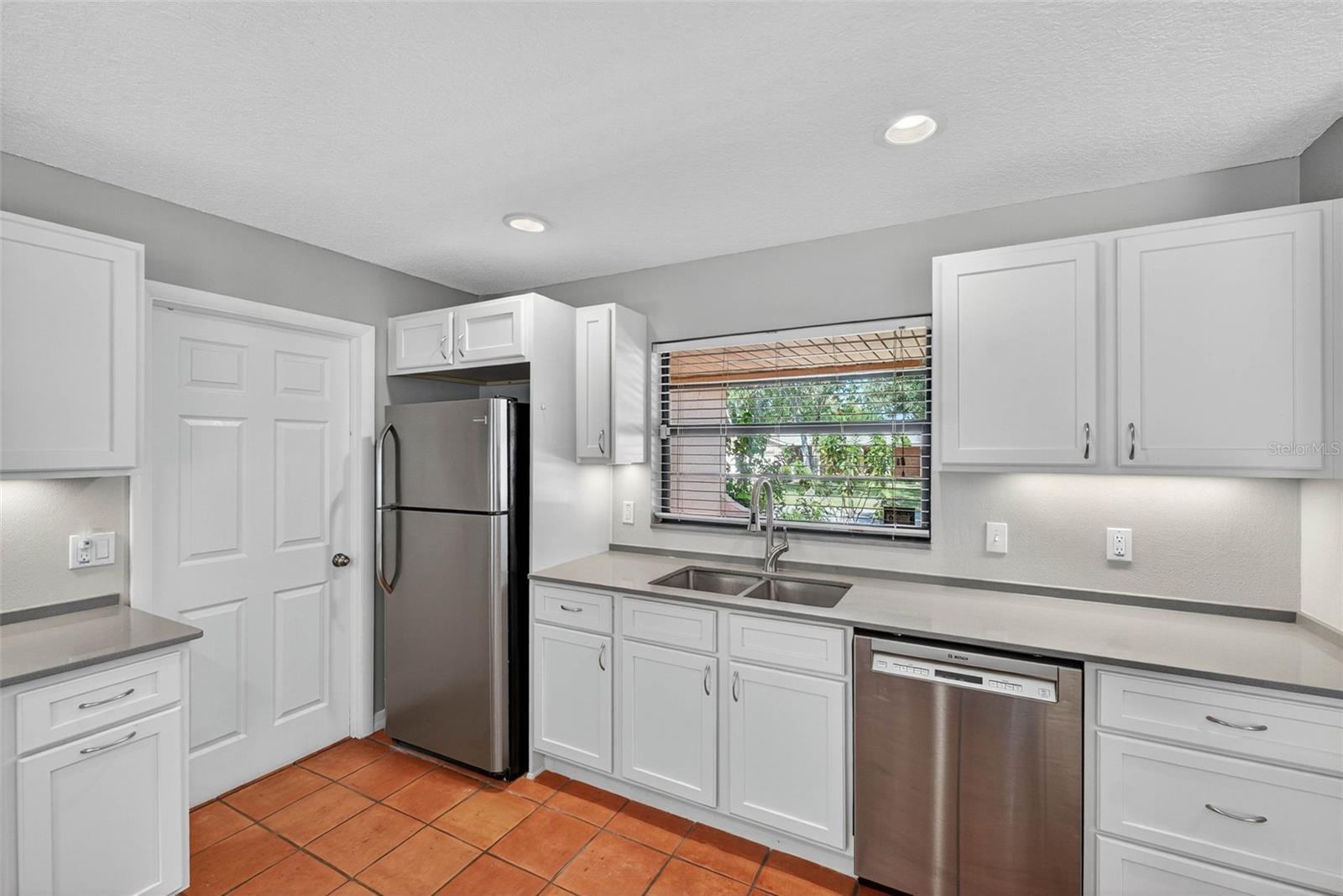 CARRIAGE HILL UNIT 4 - Residential