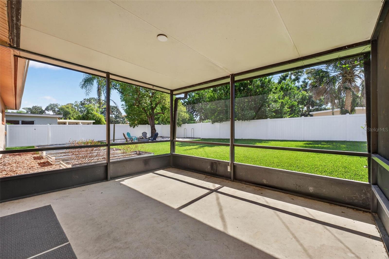 CARRIAGE HILL UNIT 4 - Residential