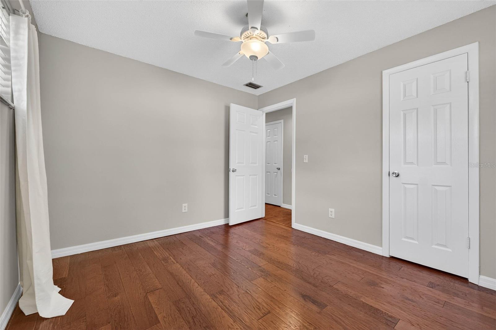 CARRIAGE HILL UNIT 4 - Residential