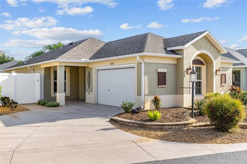 Photo of 1057 Carver Court, The Villages, FL 32163 (MLS # G5099915)