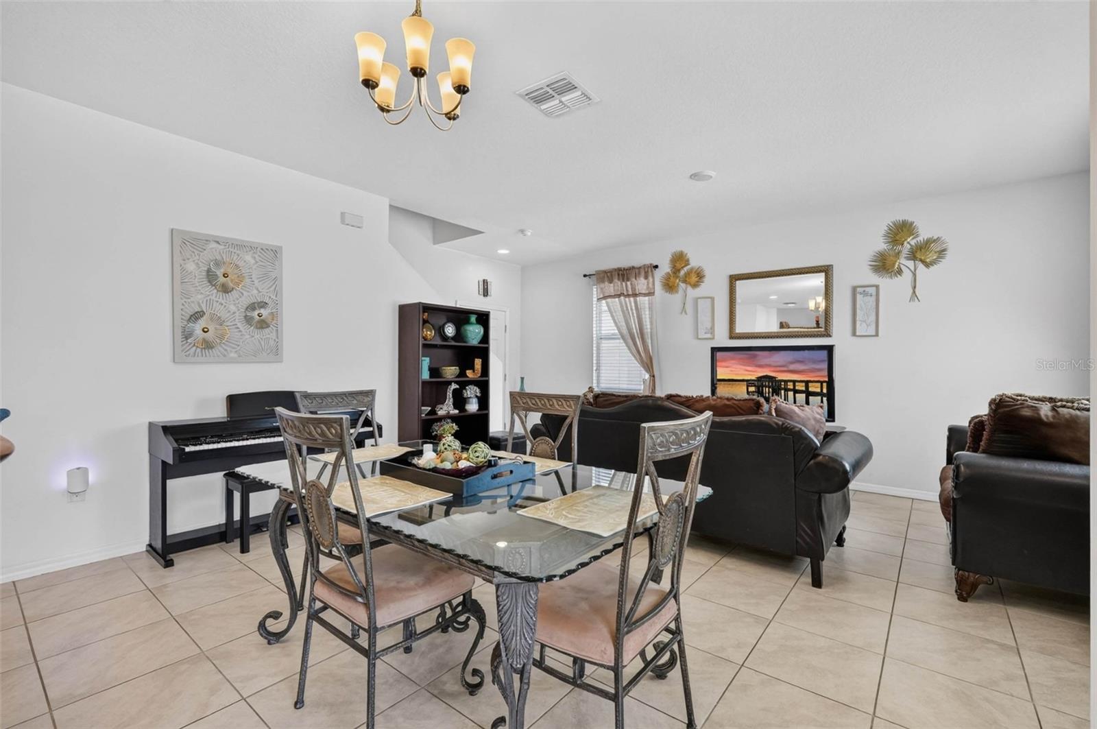 1655 PHAM DRIVE