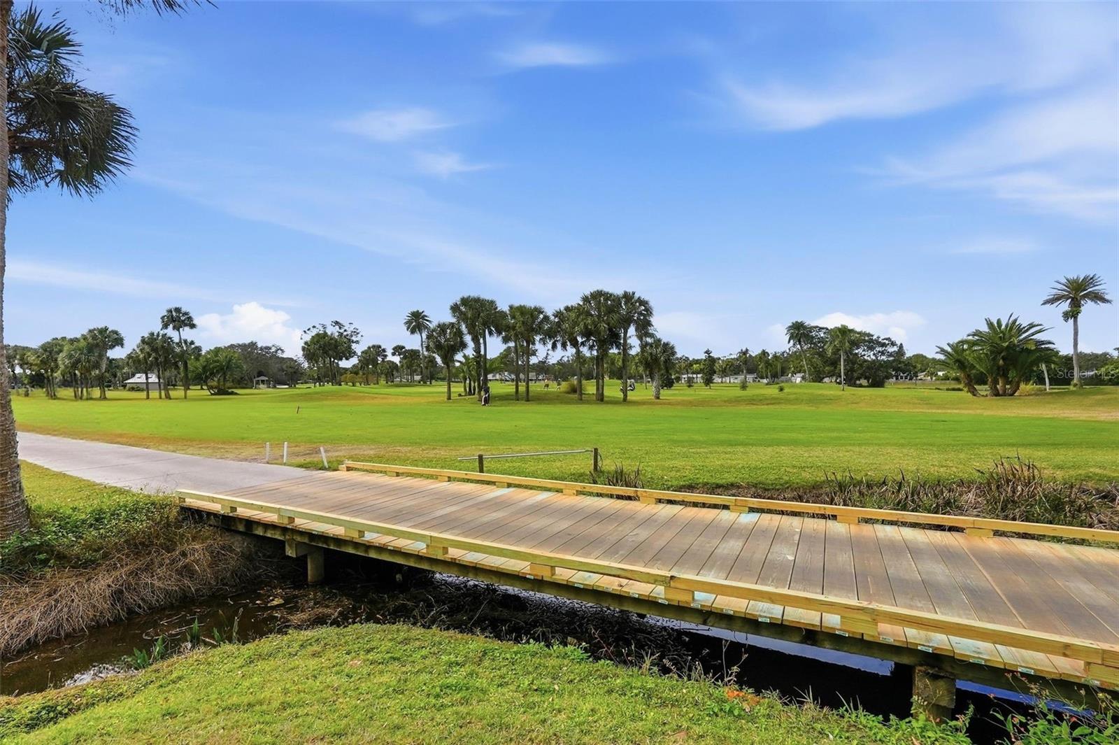 VILLAS DE GOLF CONDO - Residential