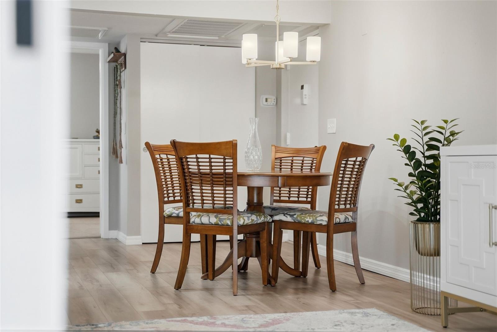 VILLAS DE GOLF CONDO - Residential