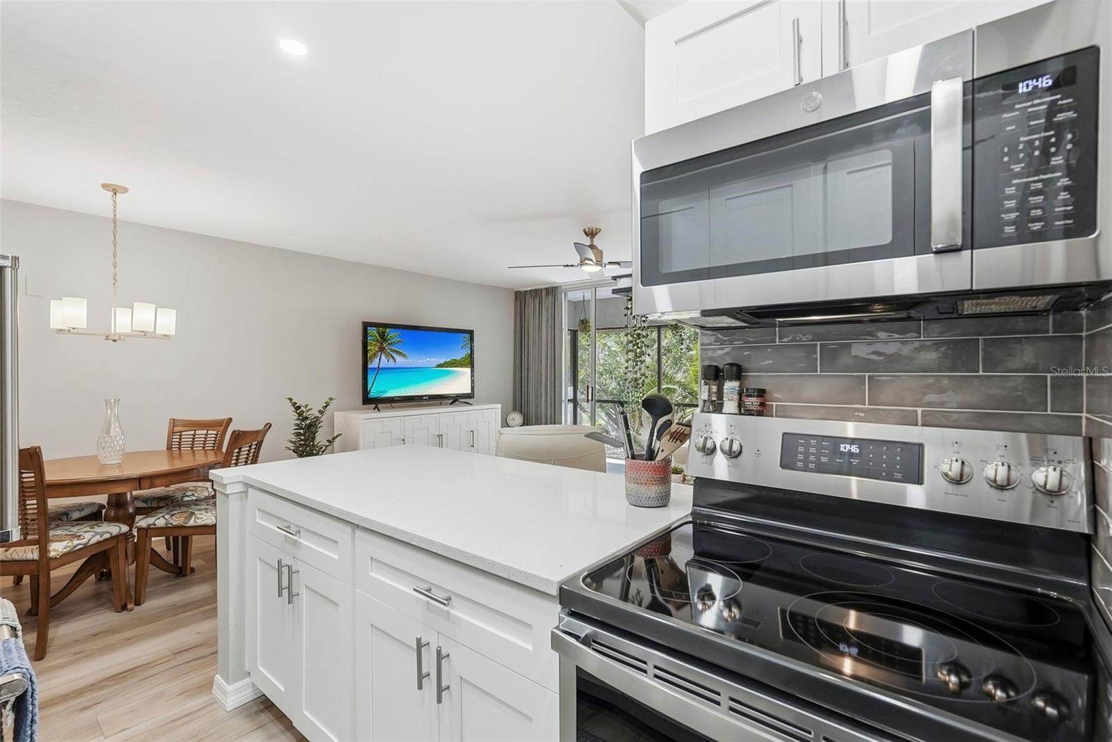 VILLAS DE GOLF CONDO - Residential