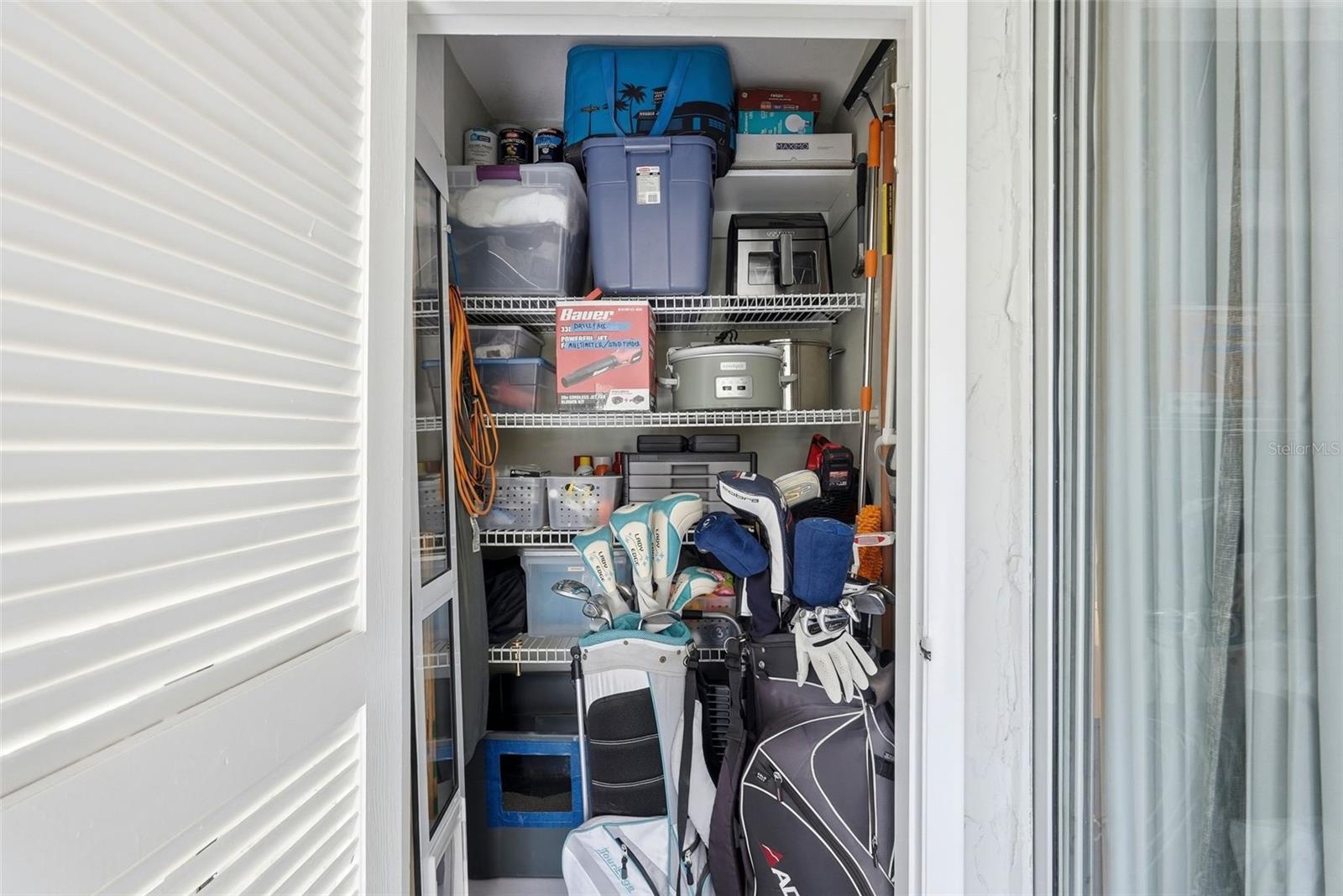 VILLAS DE GOLF CONDO - Residential