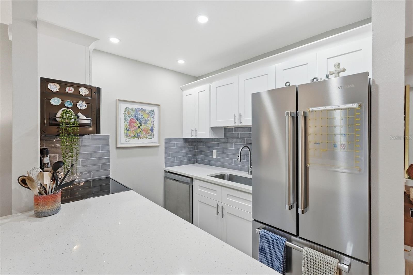 VILLAS DE GOLF CONDO - Residential