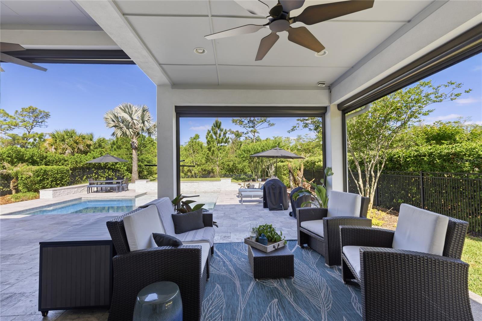 LAUREATE PARK - Residential