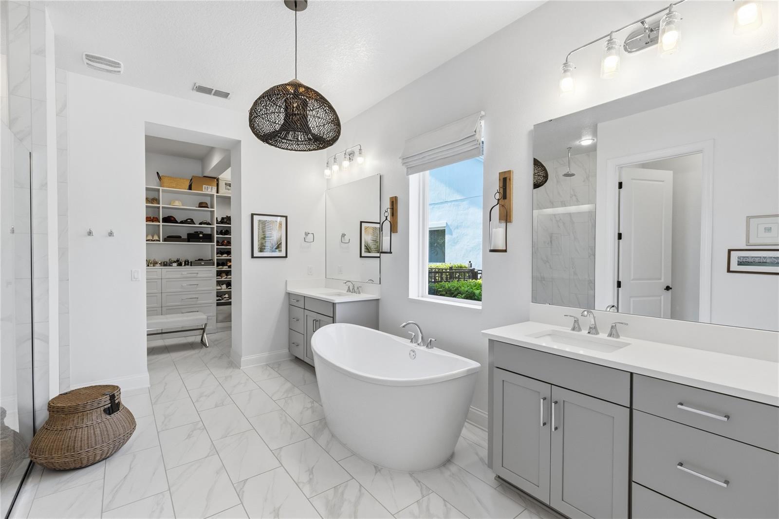 LAUREATE PARK - Residential