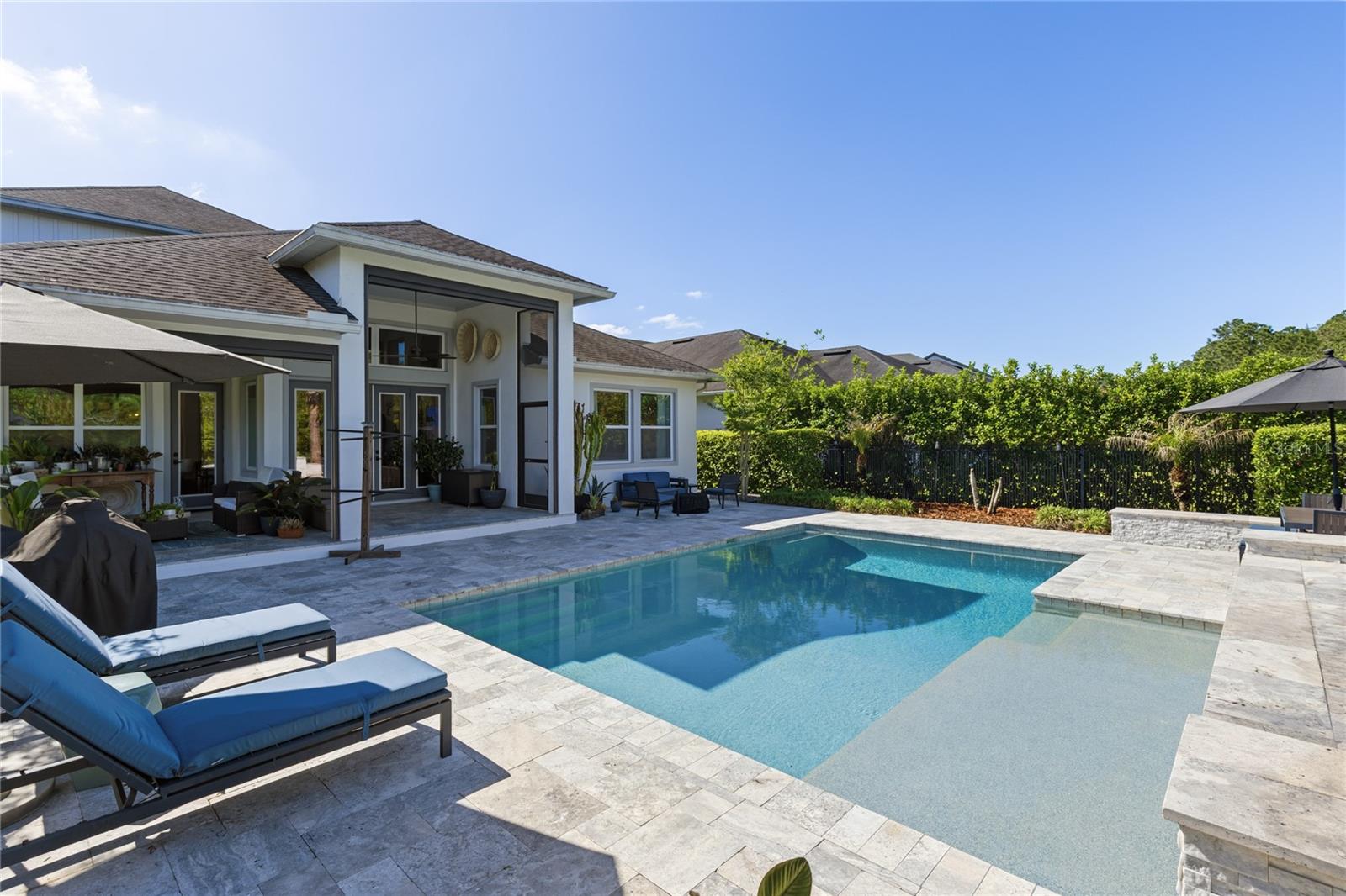 LAUREATE PARK - Residential