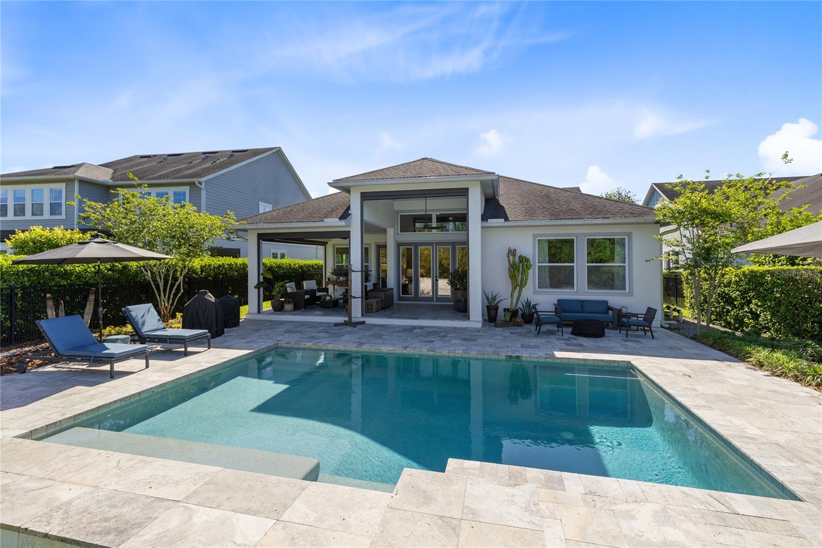 LAUREATE PARK - Residential