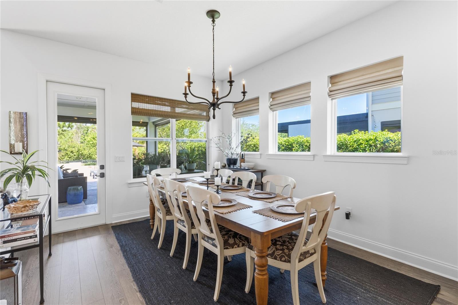 LAUREATE PARK - Residential