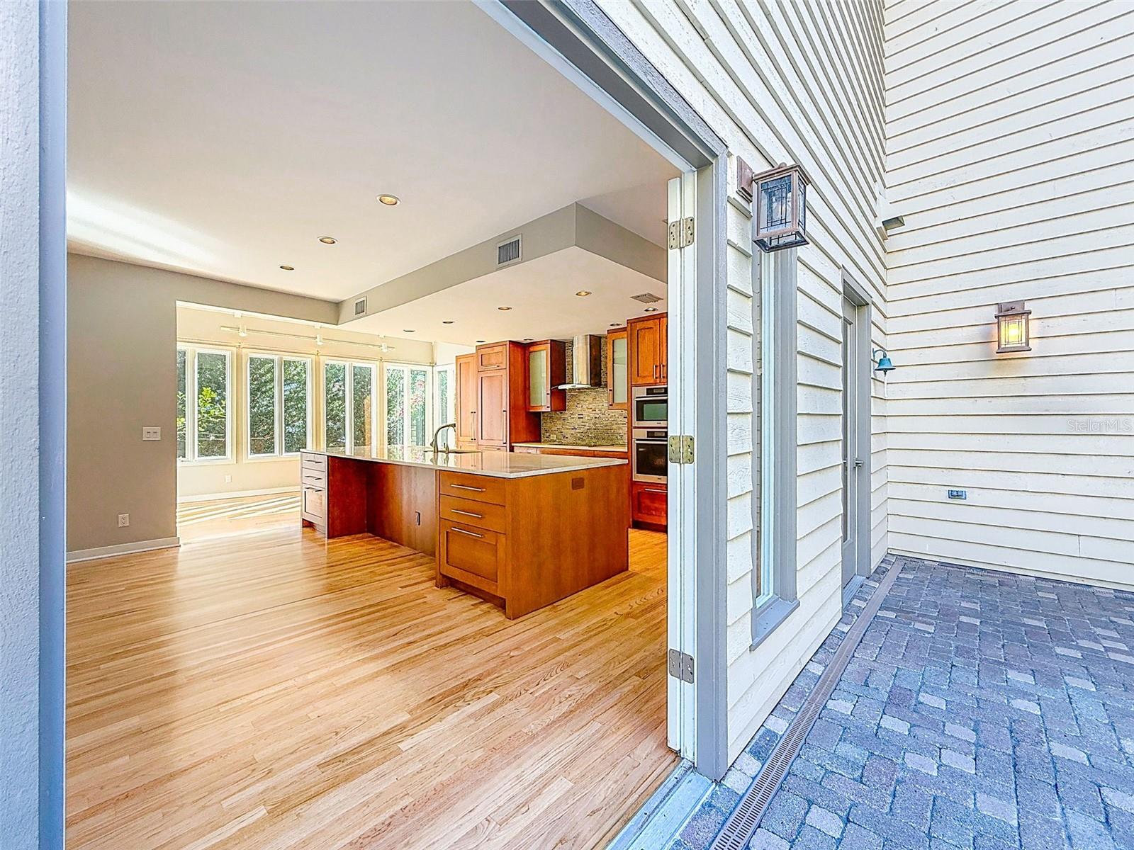 AUTUMN WOODS-UNIT III - Residential Lease