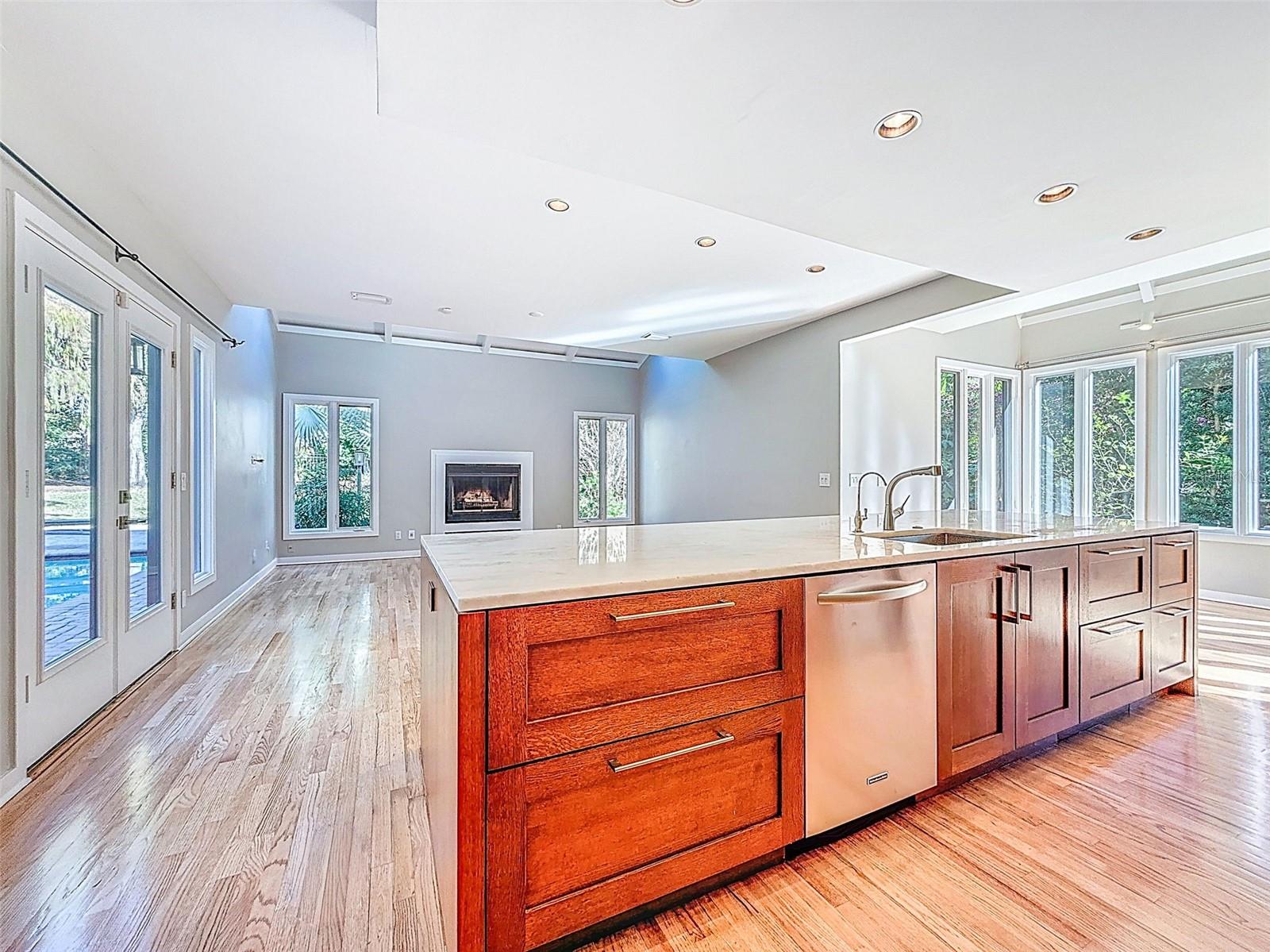 AUTUMN WOODS-UNIT III - Residential Lease